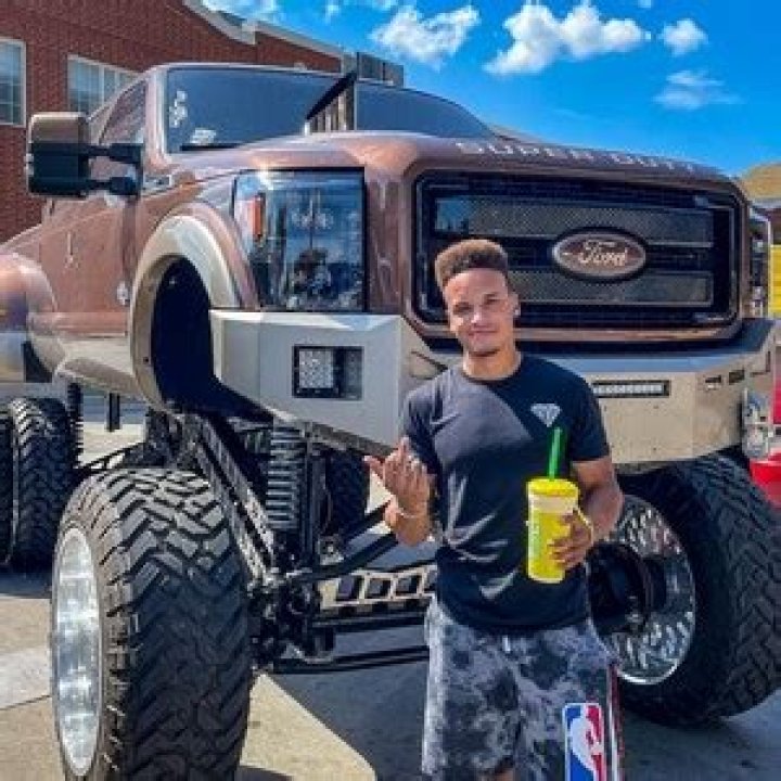 Gabe Farrell Age Wiki, Net worth, Bio, Height, Girlfriend