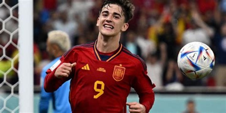 Gavi se torna o mais jovem a marcar em uma Copa do Mundo desde Pel&eacute;