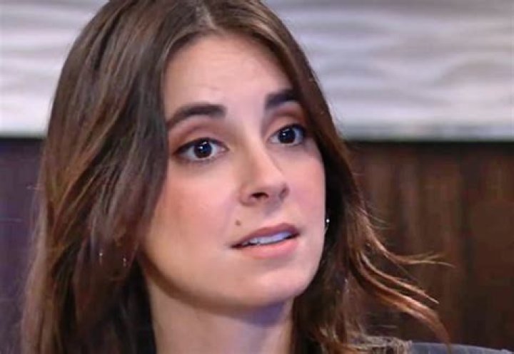 General Hospital Spoilers Molly Is Conflicted She Doesn't Believe In