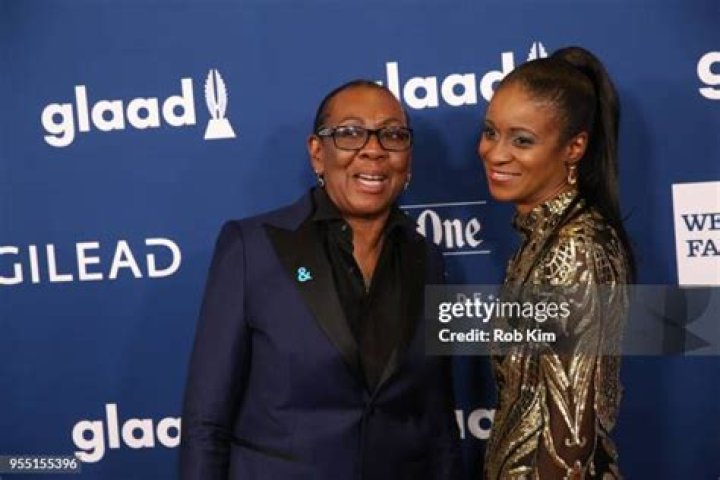 Gloria Carter from 2018 GLAAD Media Awards in NYC Red Carpet Fashion