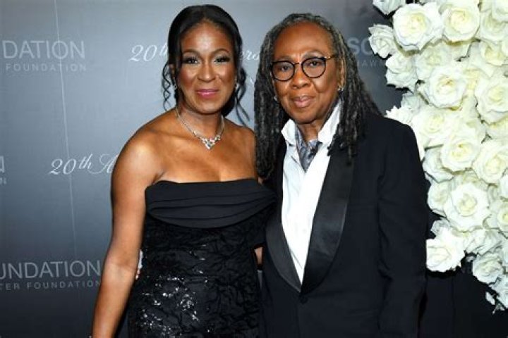 Gloria Carter (Jay Z's Mother) Bio, Wiki, Age, Height, Family, Partner