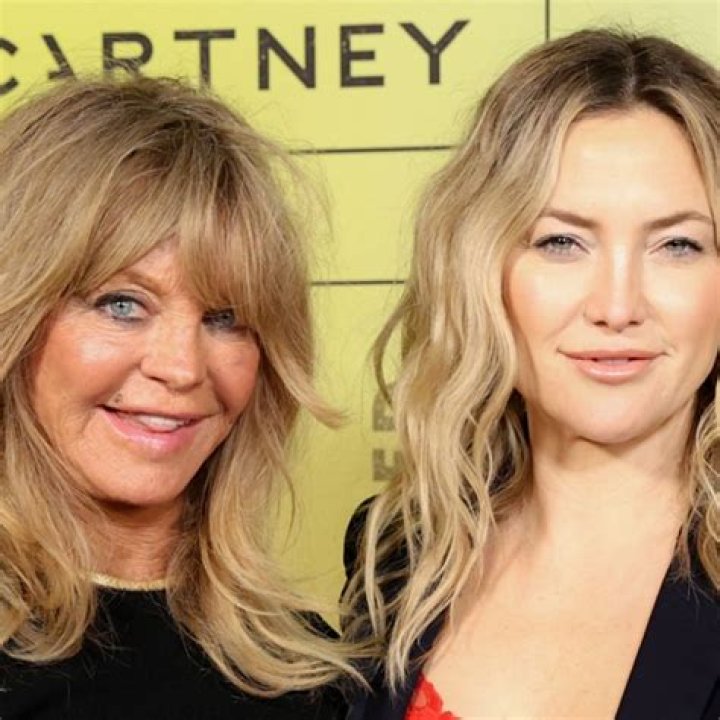 Goldie Hawn gets fans talking with cheeky new video featuring Kate