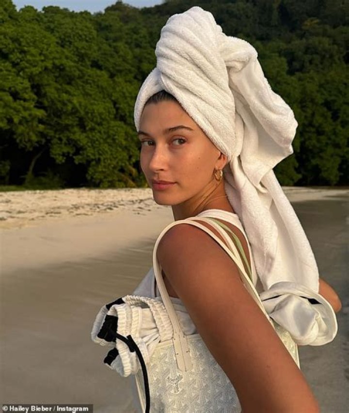 Hailey Bieber Hottest Bikini Pictures One Of Sexy Model In The World