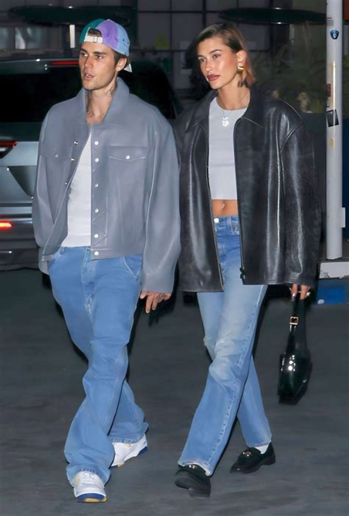 Hailey &eacute;s Justin Bieber feh&eacute;rneműs erotikus k&eacute;pet posztoltak