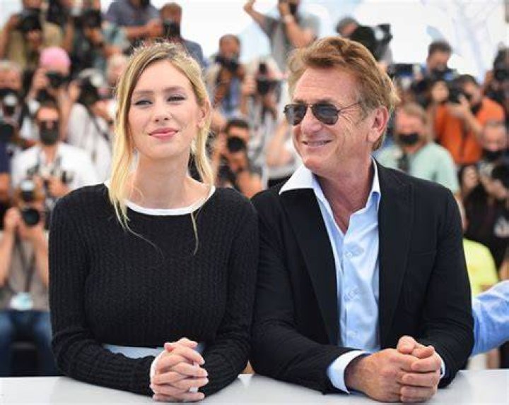 Hazel, la hija de Julia Roberts, debuta sobre la alfombra roja en