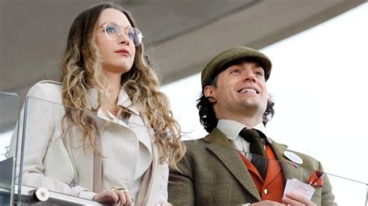 Henry Cavill & Girlfriend Natalie Viscuso Make A Striking Couple at