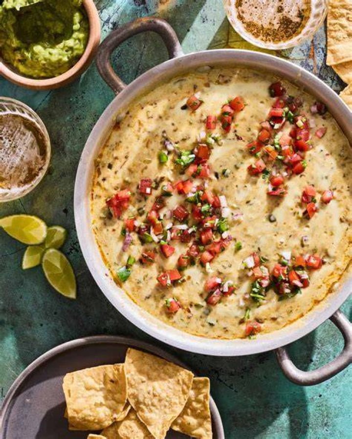 Hip dip, czyli wgłębienie w biodrach co to jest? Kobieta.pl