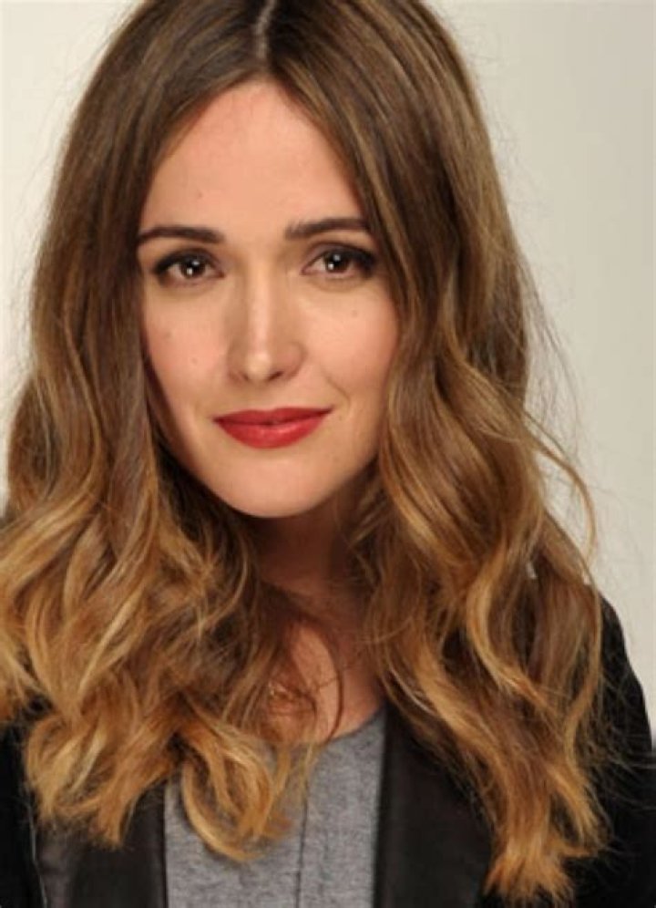 Hollywood Actress Rose Byrne Latest HD Pink Dress Photos Free Download