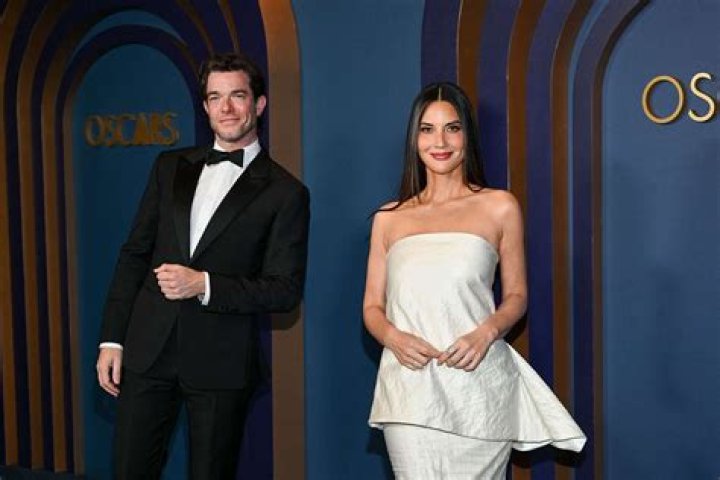 Hollywood Hookup: Olivia Munn And Chris Pine's Steamy Romance