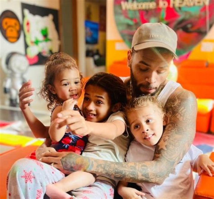 How many kids does Chris Brown have?