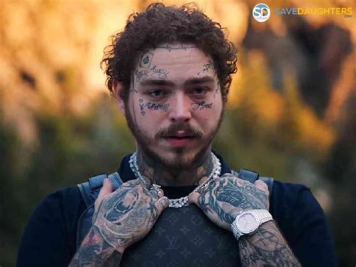 How old Post Malone Daughter? Wiki, Wife, Net worth (2024)