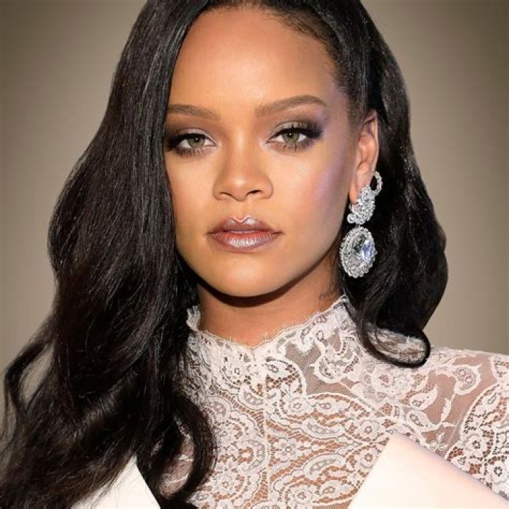 How Rihanna Created A 600 Million Fortune&mdash;And Became The World&rsquo;s