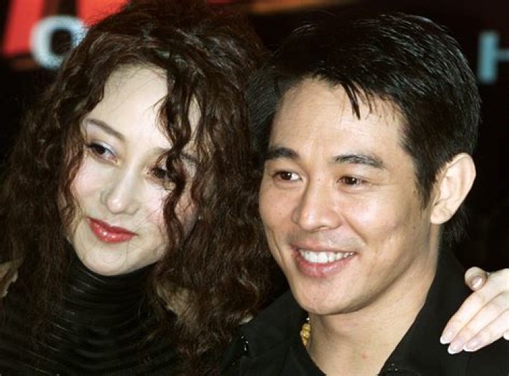Huang Qiuyan Age, Birthday, Biography, Movies, Children & Facts