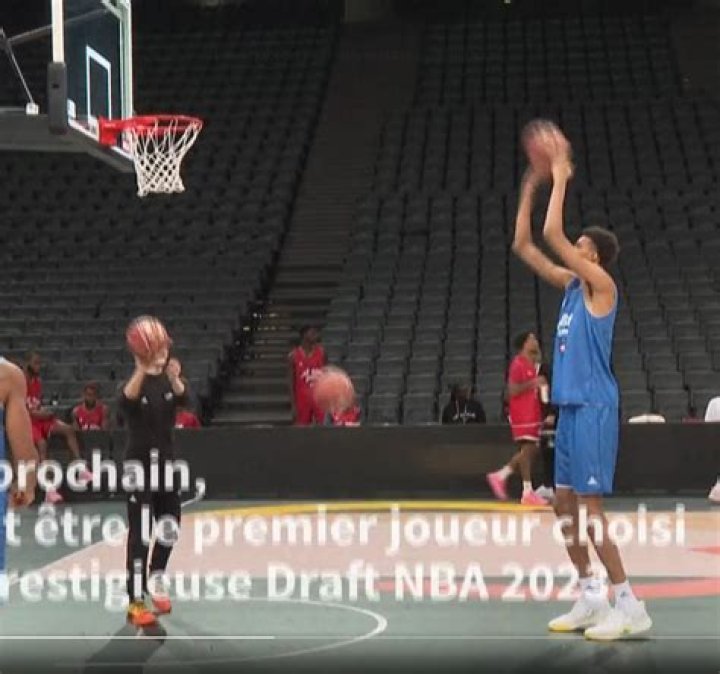 Incredible Standing Reach Of Basketball Star Brittney Griner