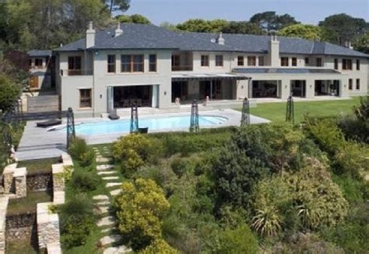 Inside Multibillionaire Patrice Motsepe&rsquo;s mansion ZA News Online