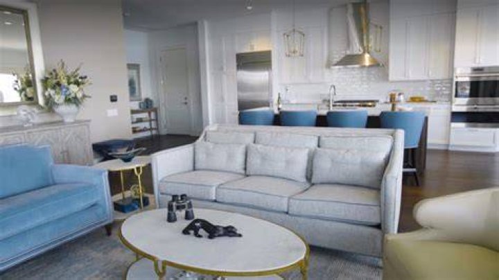 Inside Royal Lodge The 30room mansion Prince Andrew&hellip;