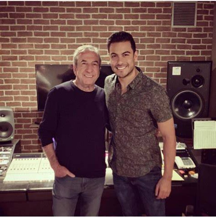&iquest;Cu&aacute;nto mide Carlos Rivera? Altura Real height