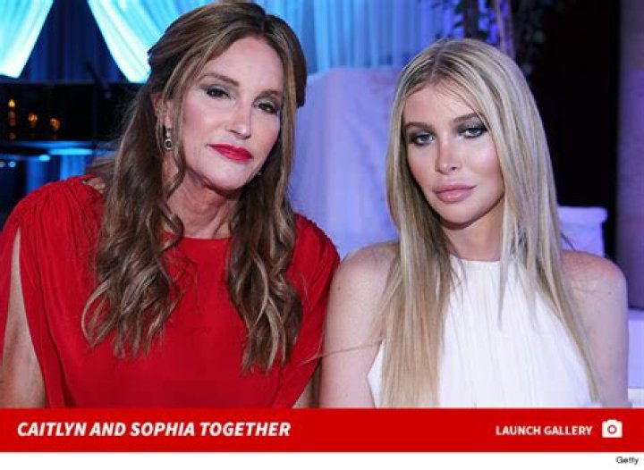 Is Caitlyn Jenner marrying a transgender model 47 years younger