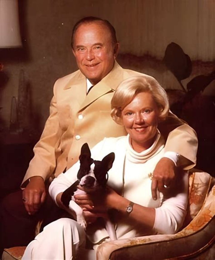 Jane Dobbins GreenMeet Ray Kroc's Second Wife; Is She Alive?