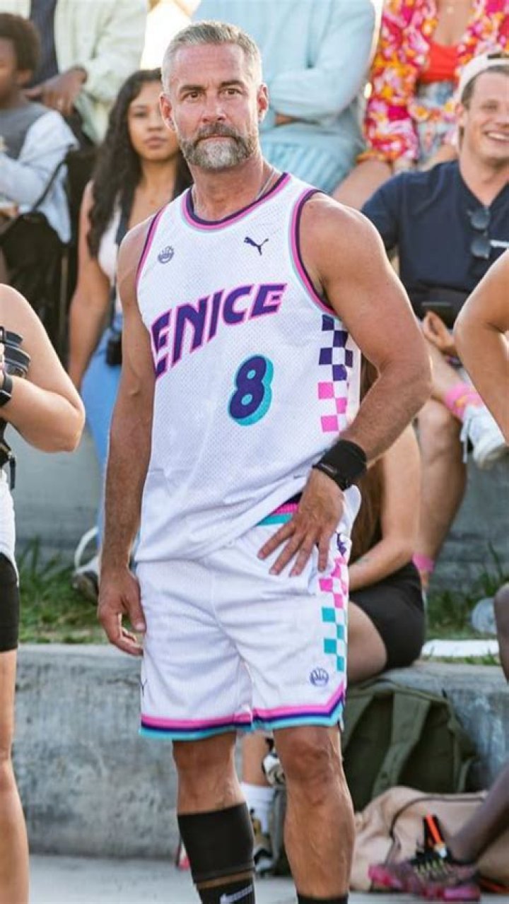 Jay Harrington. en 2024