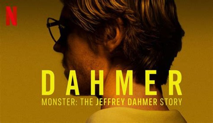 Jeffrey Dahmer Netflix show makes fans hot for serial killer