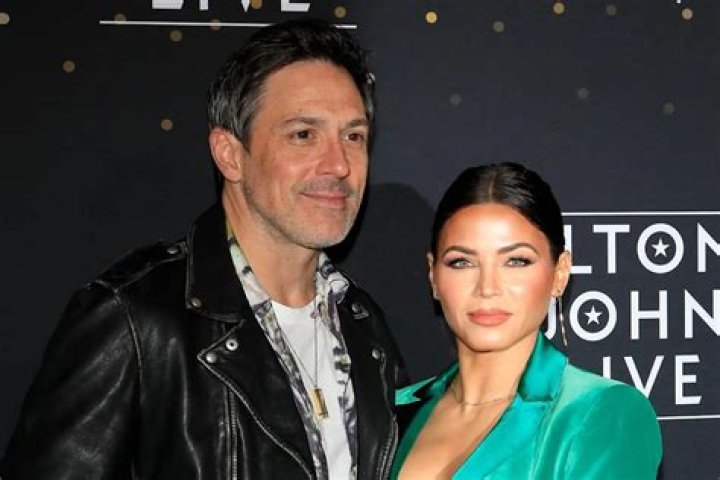 Jenna Dewan & Steve Kazee from 2020 Celebrity Engagements E! News