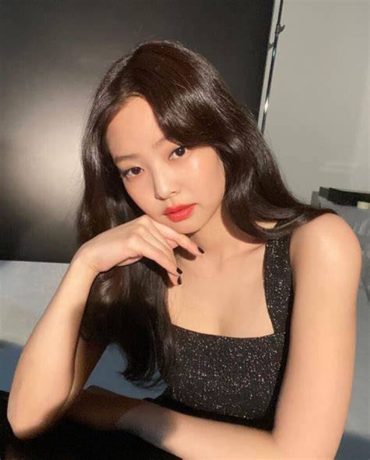 Jennie Kim (Blackpink) Biography, Facts, Age, Height, Songs, Boyfriend
