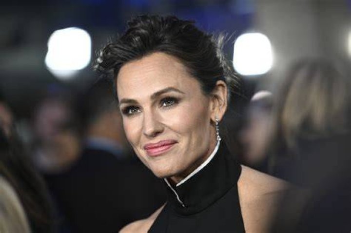 Jennifer Garner attends church after romantic date night with new beau