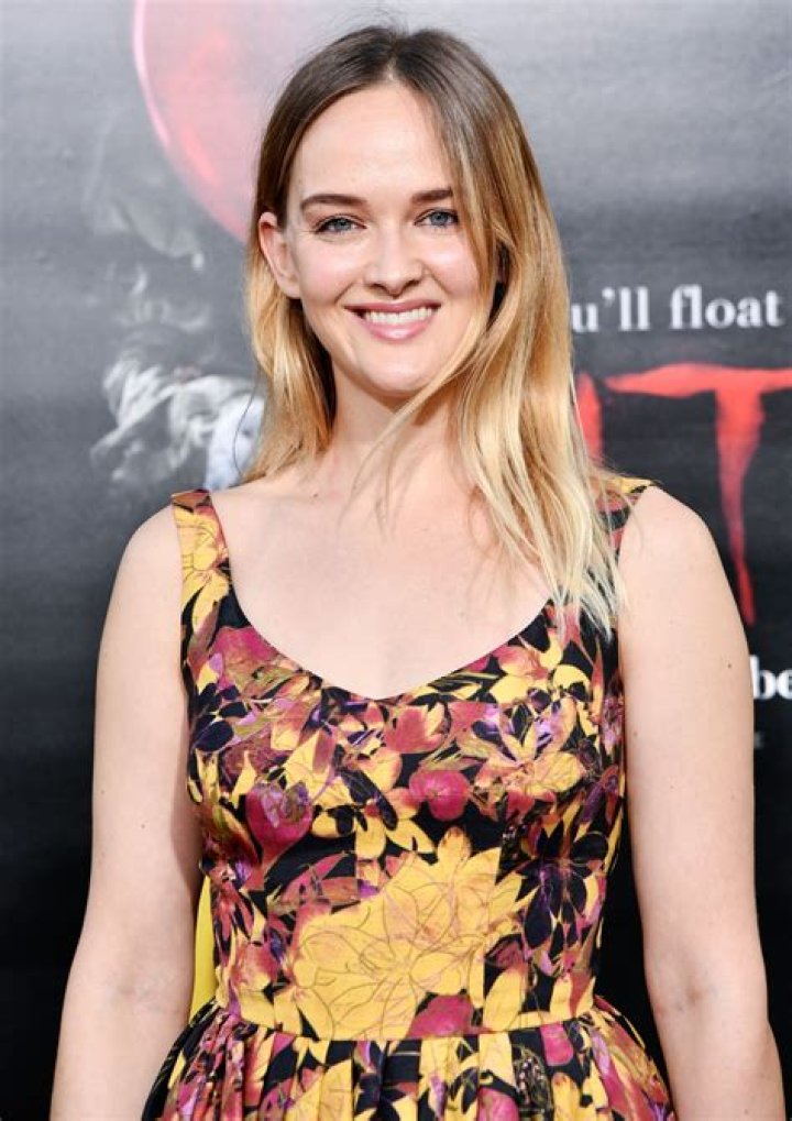 Jess Weixler HawtCelebs