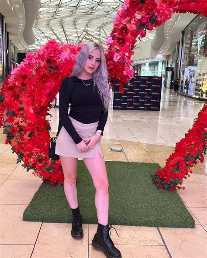 Jezelle Catherine Age, Height, Net Worth, Career, Family, Wiki, Biography