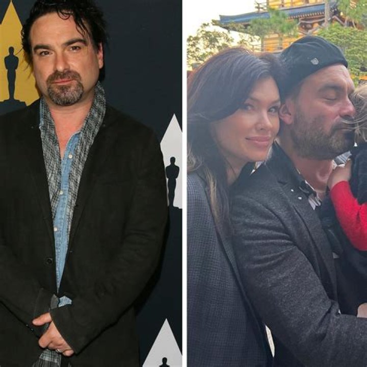 Johnny Galecki secretly married
