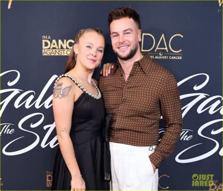 Jojo Siwa And Boyfriend / Jojo Siwa Wikipedia / Jojo siwa reveals she