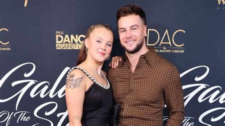 Jojo Siwa Reveals She and Boyfriend Mark Bontempo Have Broken Up