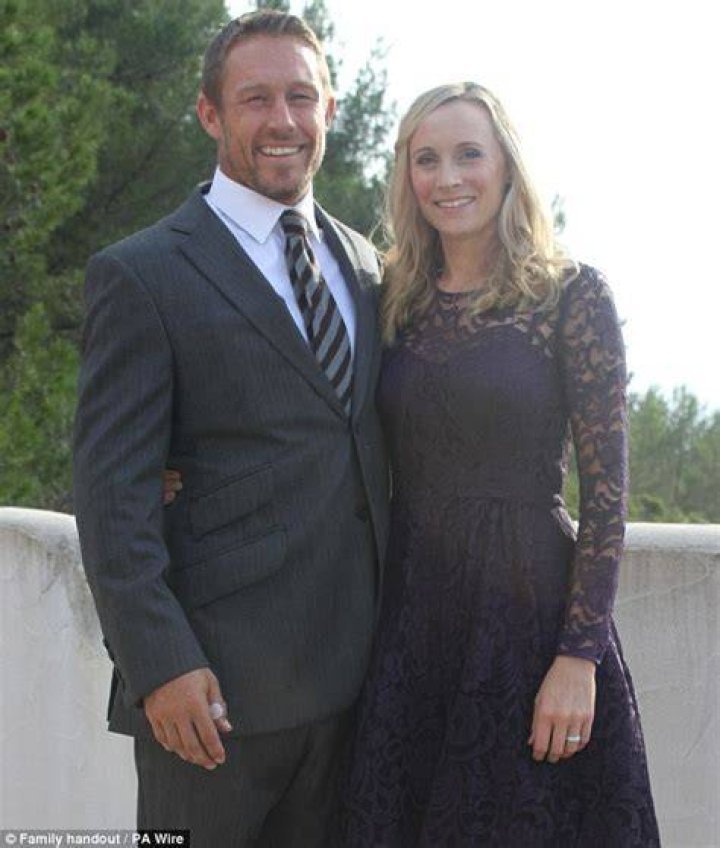 Jonny Wilkinson and new bride Shelley Jenkins pictured together
