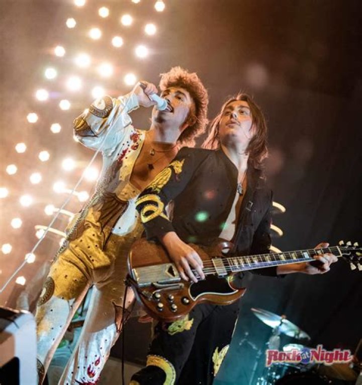 Josh & Jake Kiszka Greta, Fangirl, Fleet