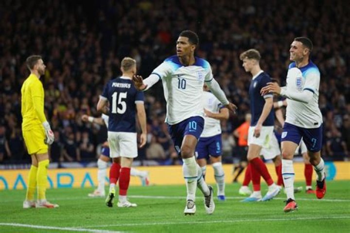 Jude Bellingham makes centre stage his own as England&rsquo;s youngest star