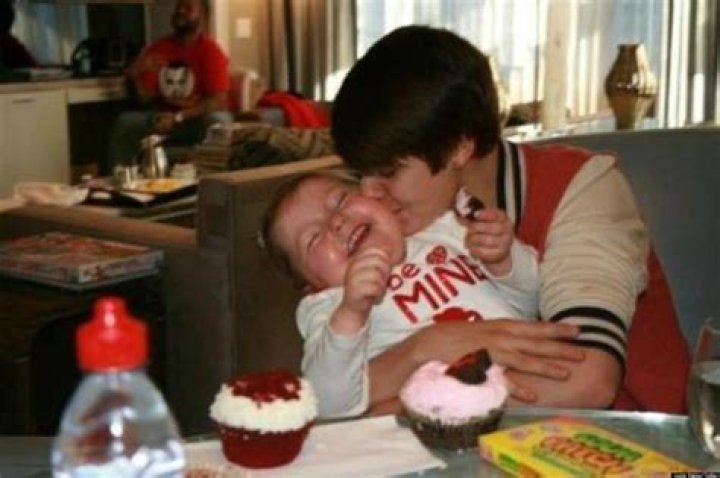 Justin Bieber Honors Avalanna Routh on Anniversary of Her Death The