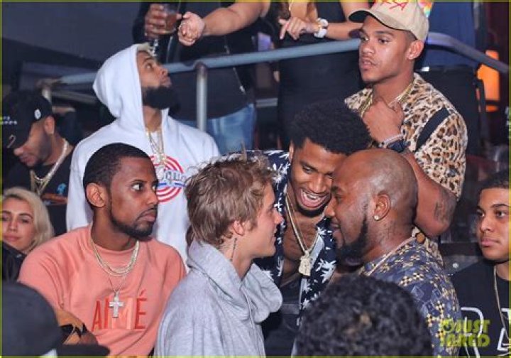 Justin Bieber Parties with Famous Friends in Miami Photo 3835650