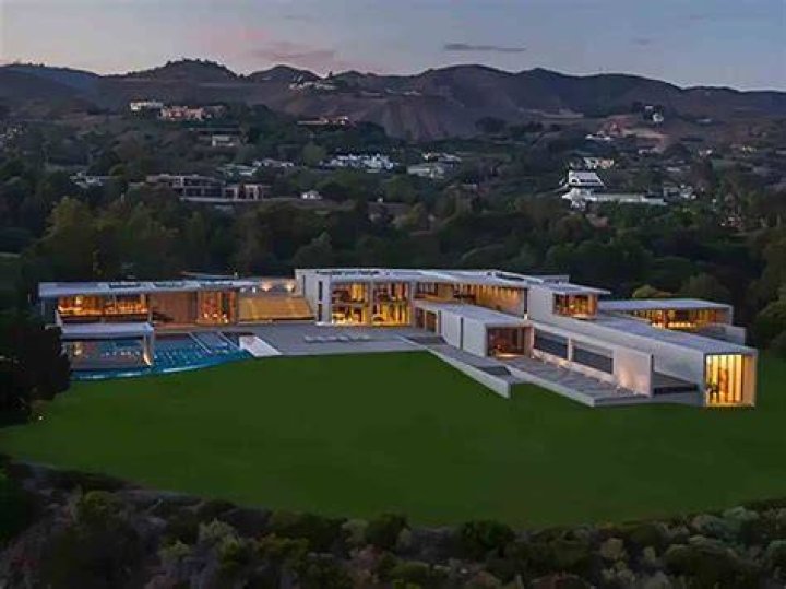 Justin Timberlake's Impressive New Mansion: A Glimpse Into Luxury