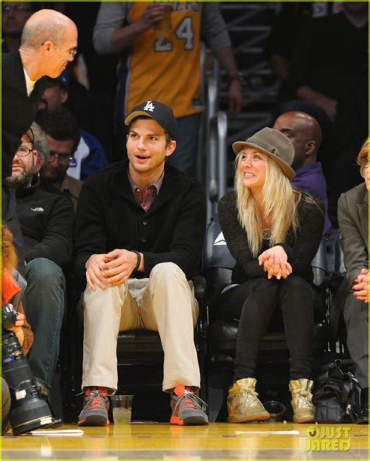 Kaley Cuoco Enjoys Laker Game Alongside Her Father