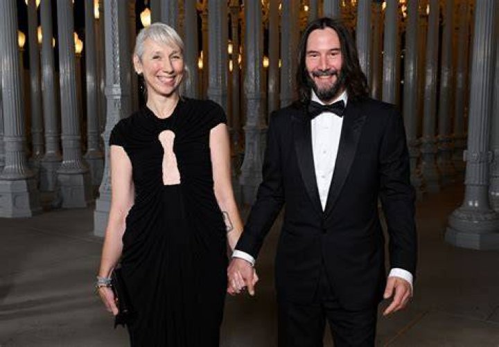 Keanu Reeves and girlfriend Alexandra Grant step out on red carpet