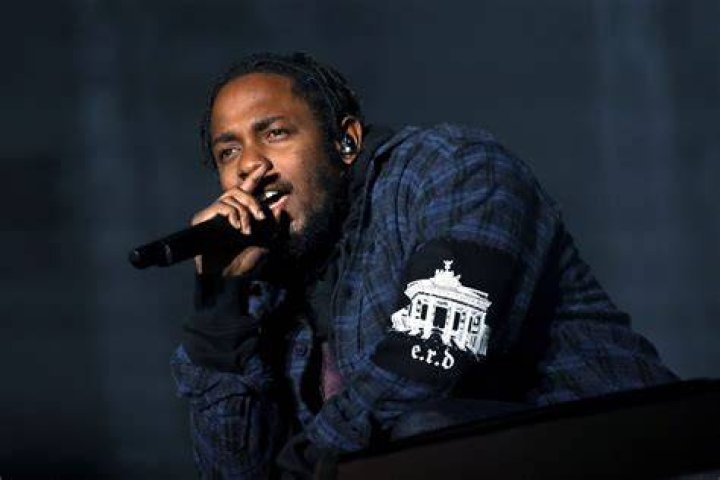 Kendrick Lamar Unloads On Drake In "Not Like Us" Diss Track With