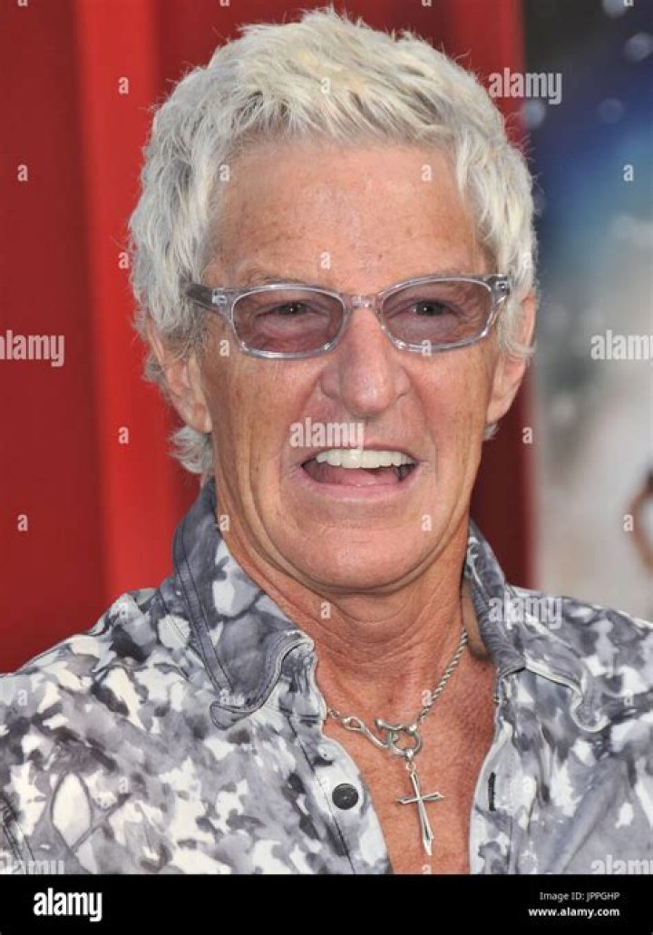 Kevin Cronin of REO Speedwagon Reo speedwagon, Lead singer, Debut album