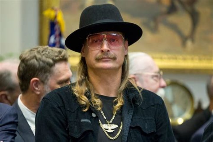 Kid Rock unleashes lewd Oprah Winfrey stage tirade, follows with tweet