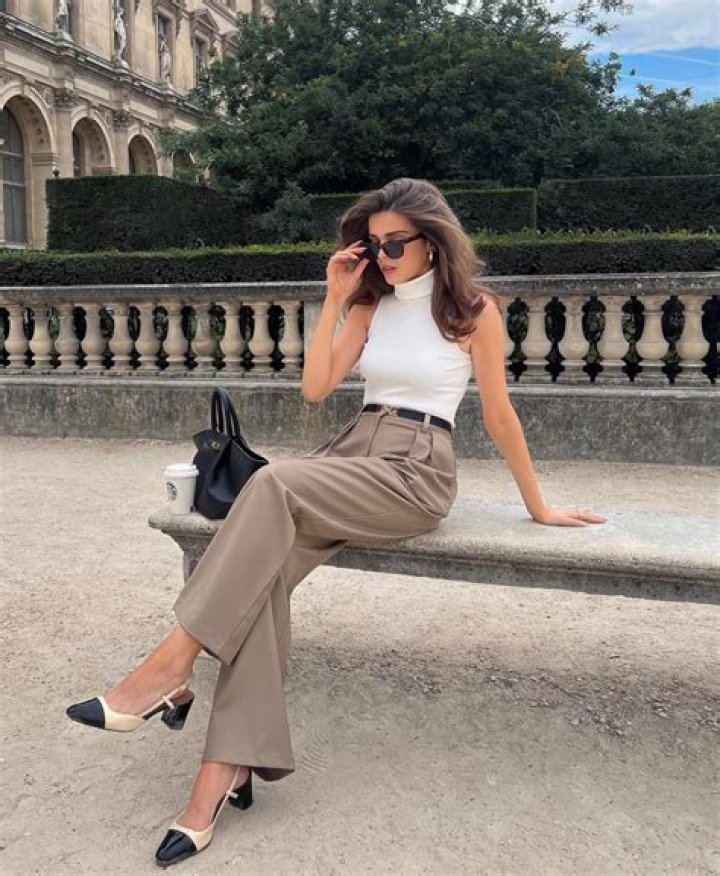 Kim Kardashian's Summer Style Guide: Effortless And Chic