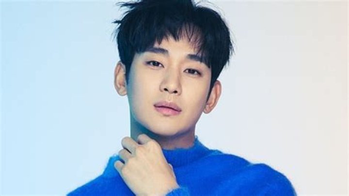 Kim Soo Hyun vẫn l&agrave; &ldquo;&ocirc;ng tr&ugrave;m&rdquo; c&aacute;tx&ecirc; H&agrave;n Quốc, Song Joong Ki thăng hạng
