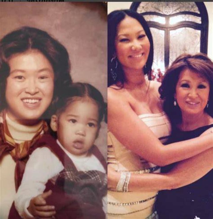 Kimora Lee Simmons Mother