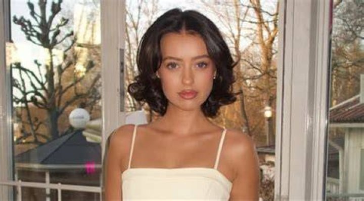 Kristen Hanby Age, Wiki, Height, Family, Girlfriend, Net Worth