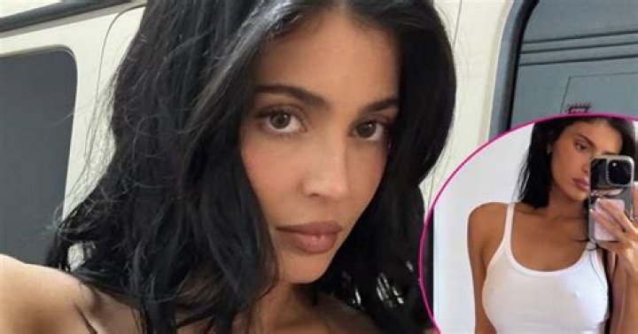 Kylie Jenner's Sultry Bathing Suit Picture Breaks The Internet