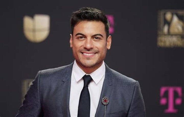 La Estatura De Carlos Rivera: ¿Cuánto Mide Realmente?